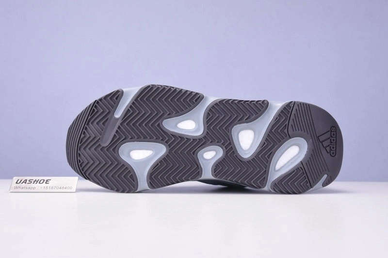 adidas Yeezy Boost 700 V2 Hospital Blue  FV8424