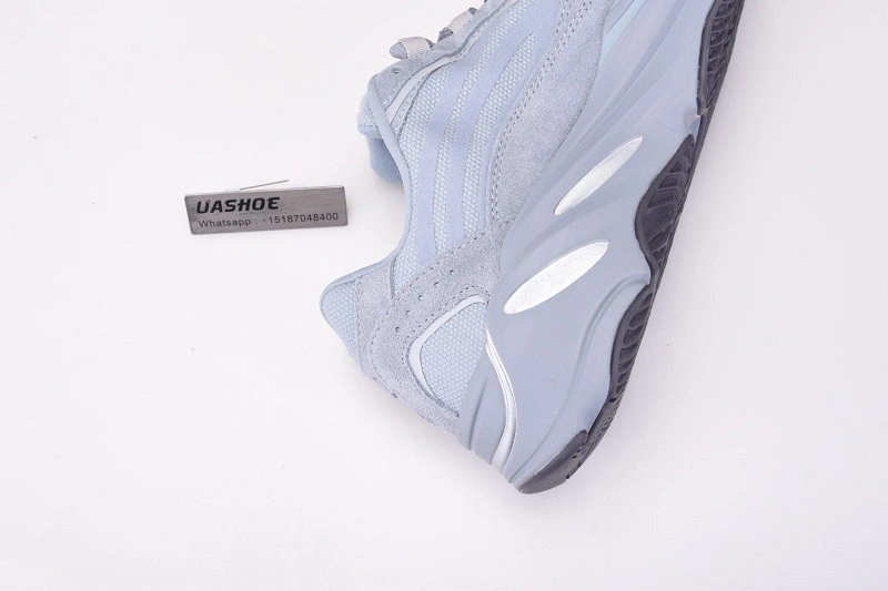 adidas Yeezy Boost 700 V2 Hospital Blue  FV8424
