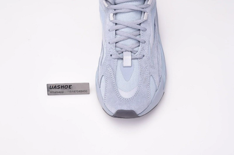 adidas Yeezy Boost 700 V2 Hospital Blue  FV8424