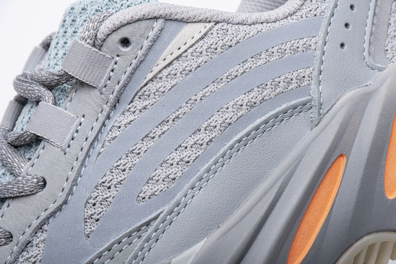 adidas Yeezy Boost 700 V2 Inertia   FW2549