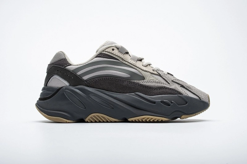 adidas Yeezy Boost 700 V2 Tephra   FU7914
