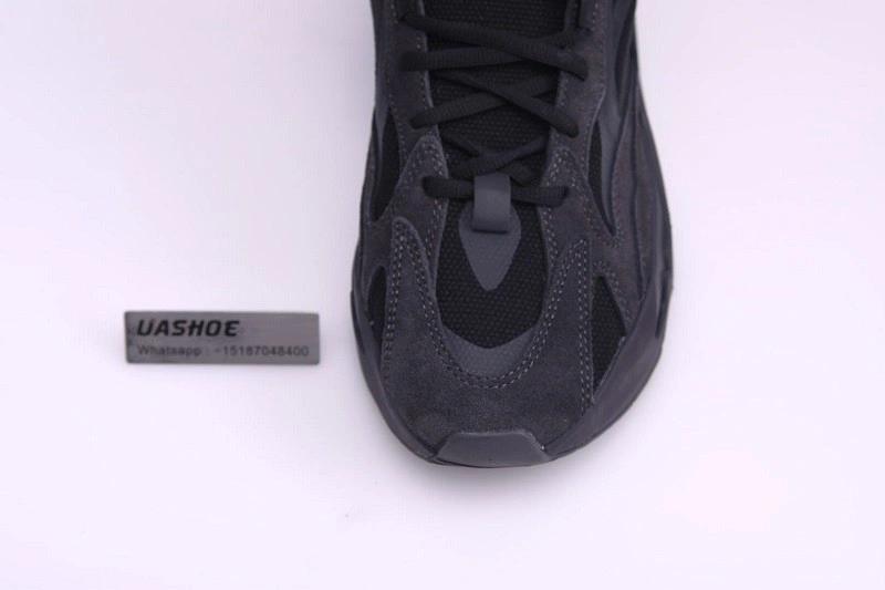 adidas Yeezy Boost 700 V2 Vanta   FU6684