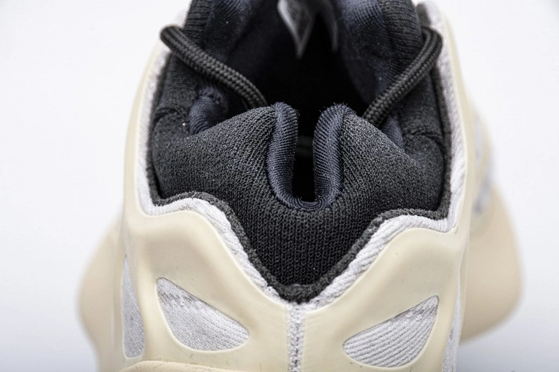 adidas Yeezy Boost 700 V3 'Azael'   FW4980