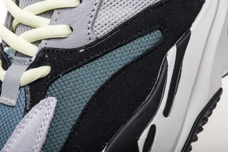 adidas Yeezy Boost 700 Wave Runner Solid Grey B75571