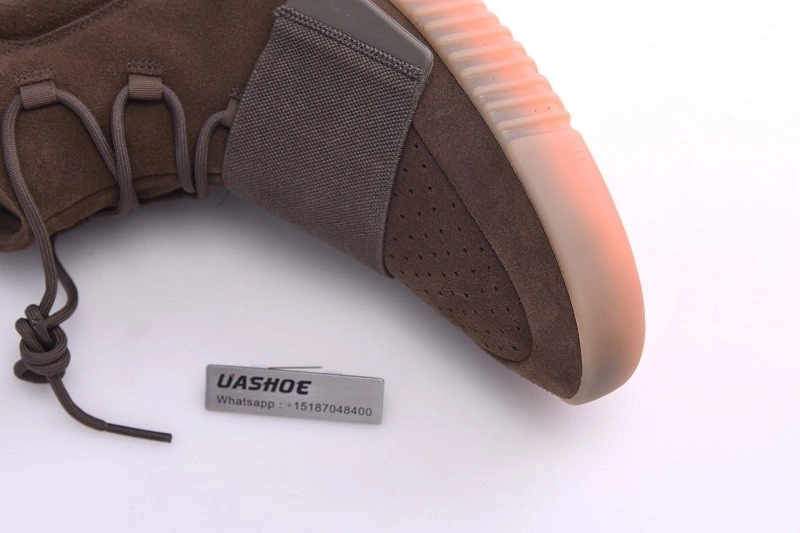 adidas Yeezy Boost 750 Light Brown Gum Chocolate   BY2456