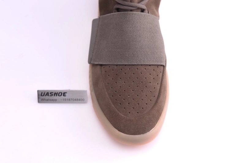 adidas Yeezy Boost 750 Light Brown Gum Chocolate   BY2456