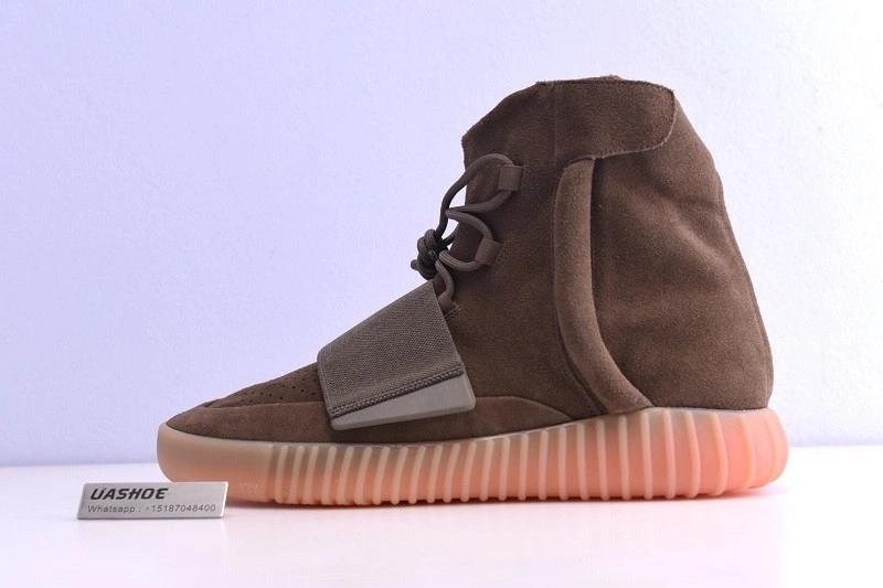 adidas Yeezy Boost 750 Light Brown Gum Chocolate   BY2456