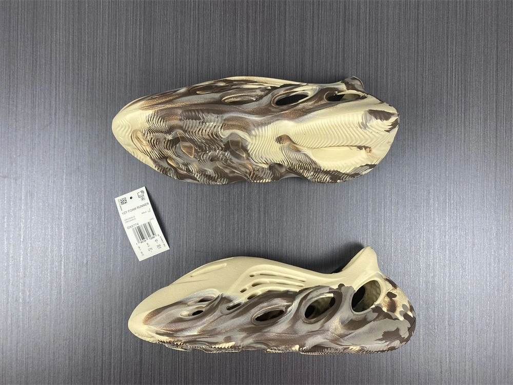 adidas Yeezy Foam RNNR MX Cream Clay - GX8774