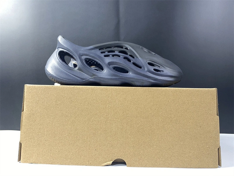 adidas Yeezy Foam RNNR Mineral Blue - GV7903