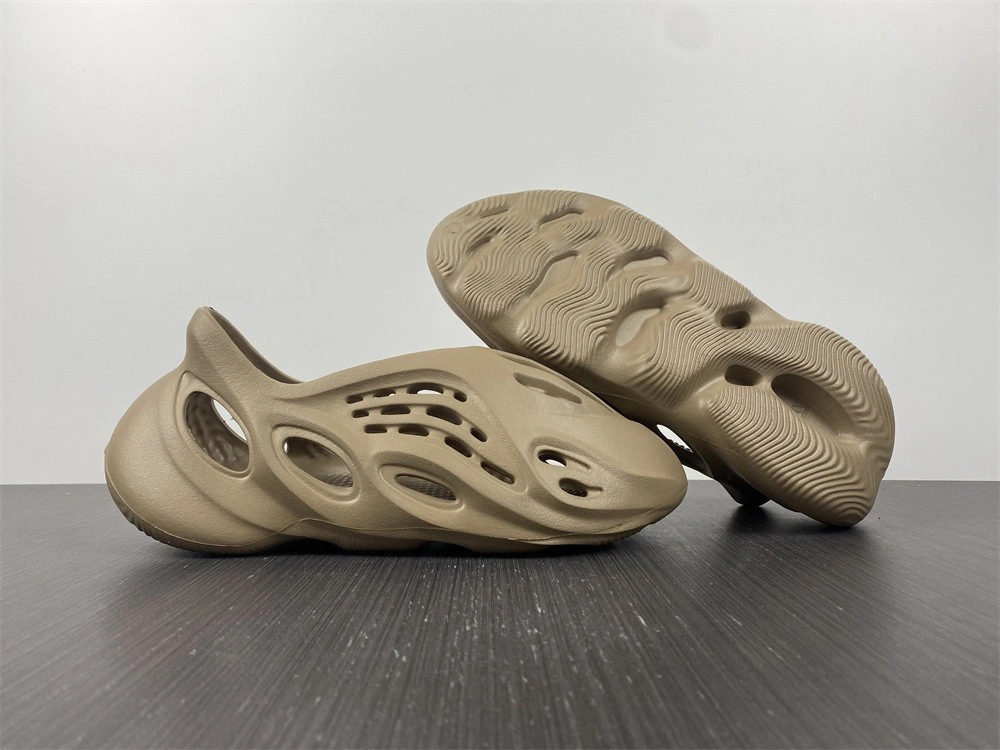 adidas Yeezy Foam RNNR Mist - GV6774