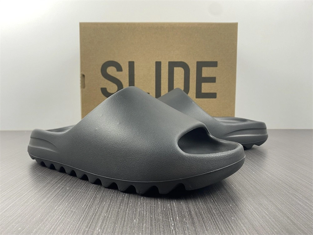 adidas Yeezy Slide Black Onyx HQ6448