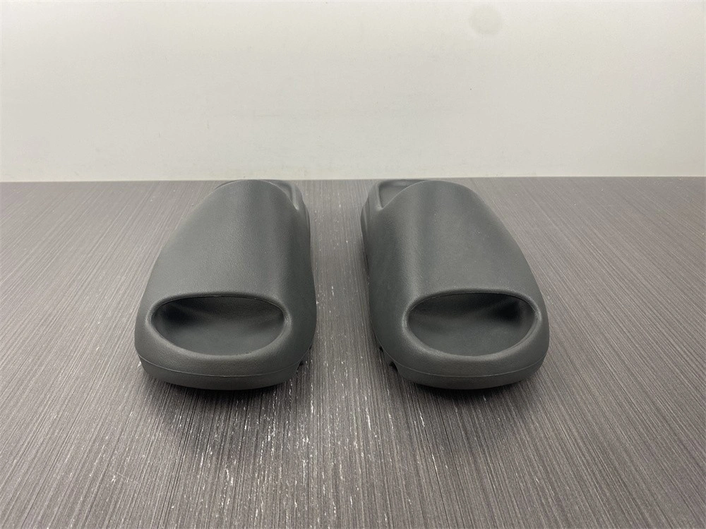 adidas Yeezy Slide Black Onyx HQ6448