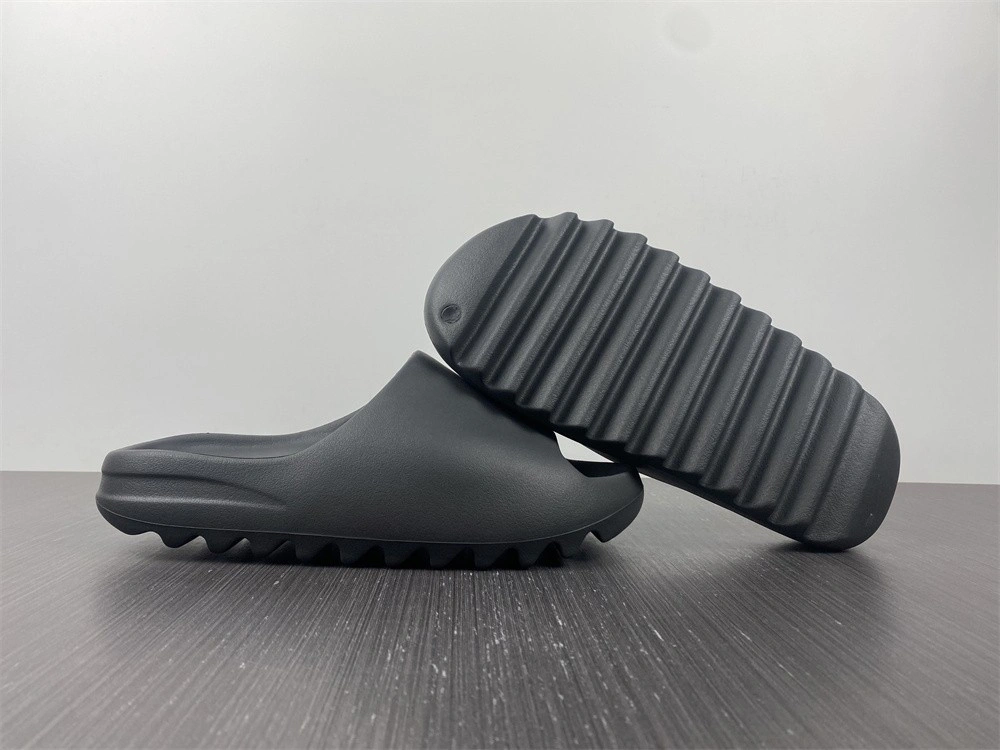 adidas Yeezy Slide Black Onyx HQ6448