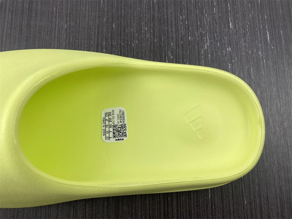 adidas Yeezy Slide Glow Green (2022) (Restock) - HQ6447