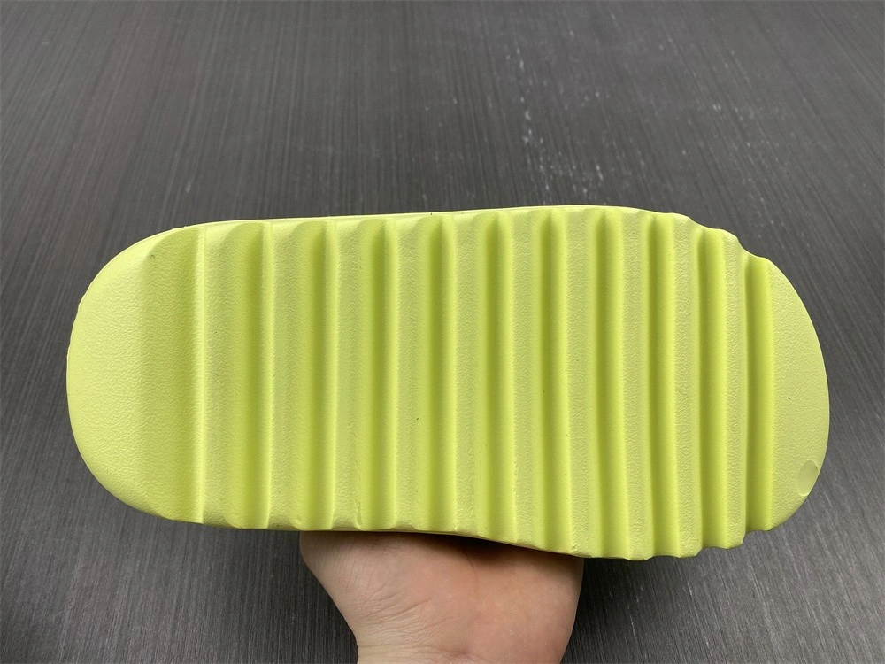 adidas Yeezy Slide Glow Green (2022) (Restock) - HQ6447