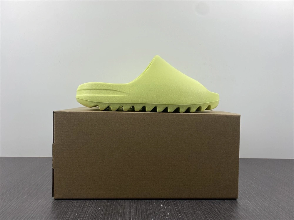 adidas Yeezy Slide Glow Green (2022) (Restock) - HQ6447