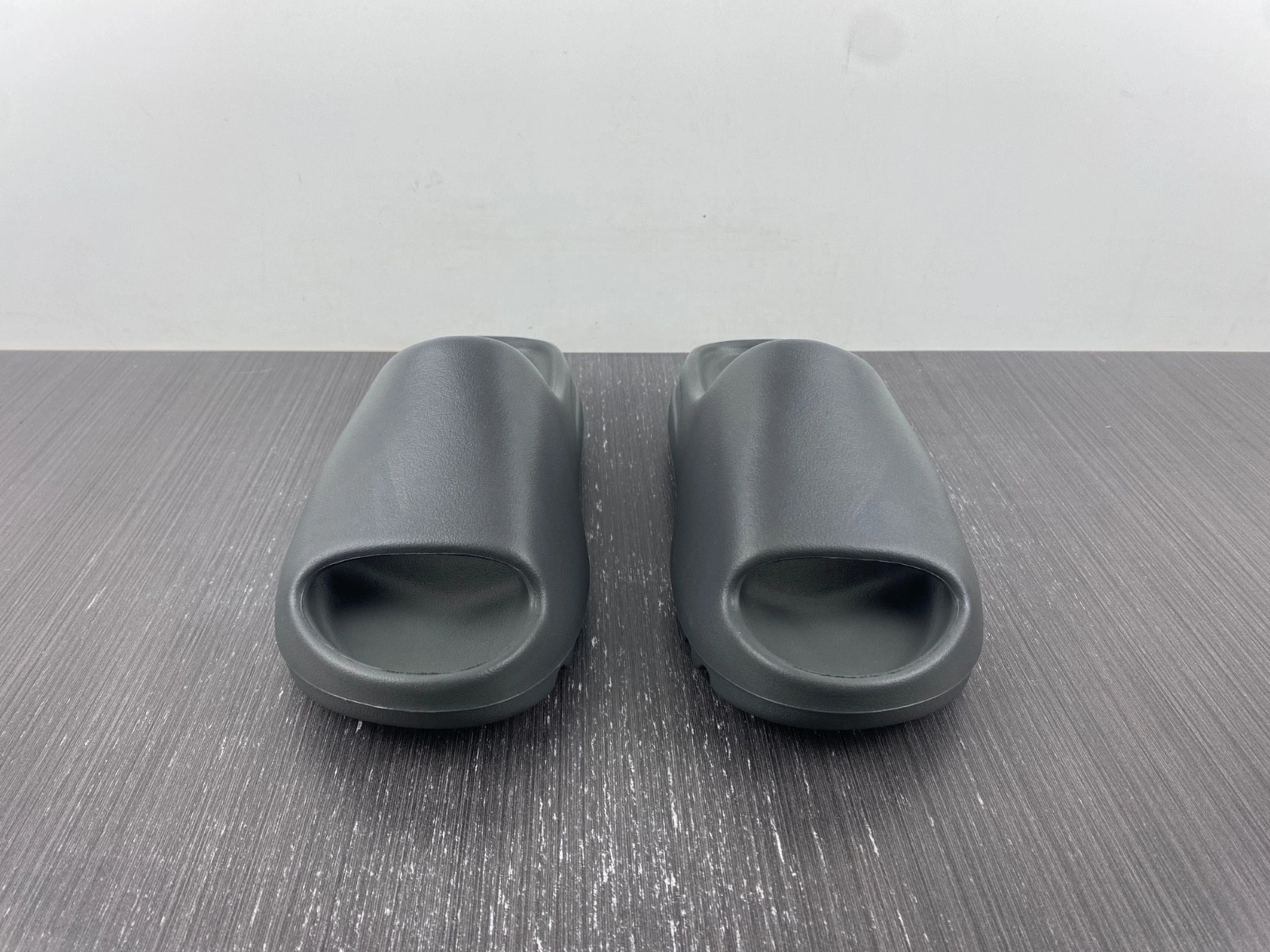 adidas Yeezy Slide Granite - ID4132