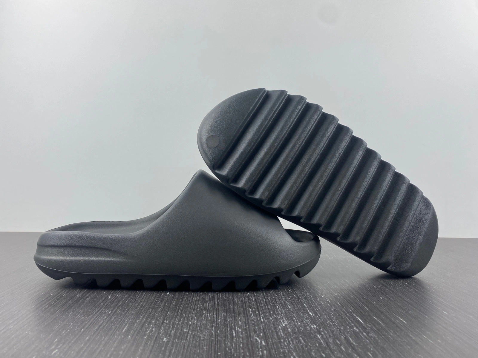 adidas Yeezy Slide Granite - ID4132