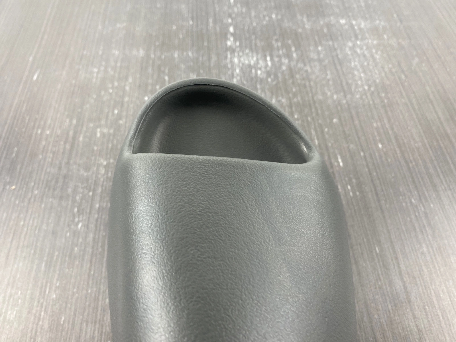 adidas Yeezy Slide Granite - ID4132