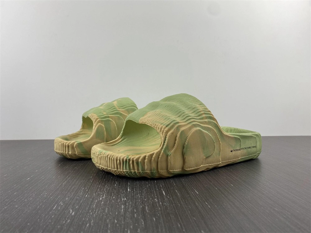 adidas adilette 22 “Magic Lime”  GY1597