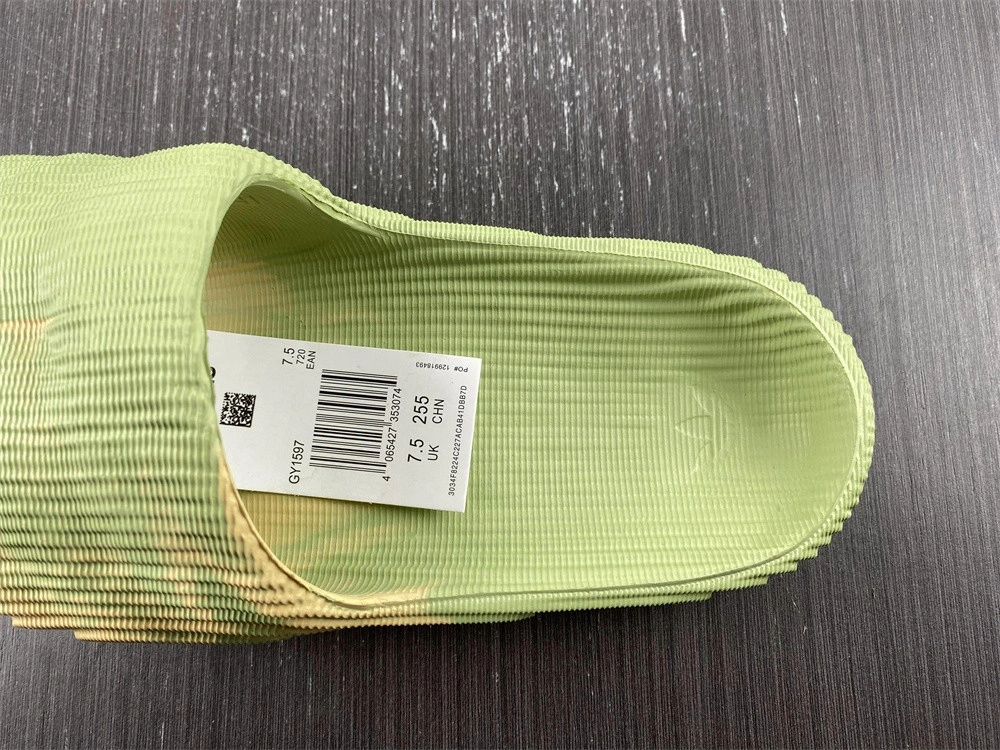 adidas adilette 22 “Magic Lime”  GY1597