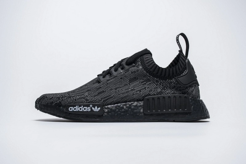 adidas nmd R1 Pitch Black  S80489
