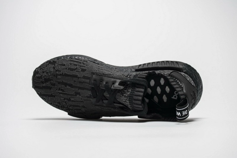 adidas nmd R1 Pitch Black  S80489