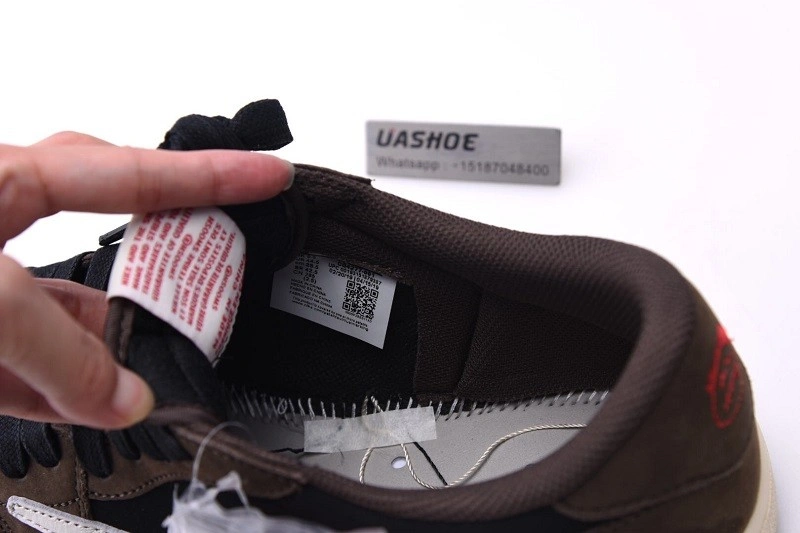 air Jordan 1  x Travis Scott  Low  OG  CQ4277-001