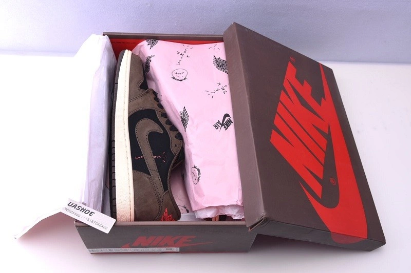 air Jordan 1  x Travis Scott  Low  OG  CQ4277-001