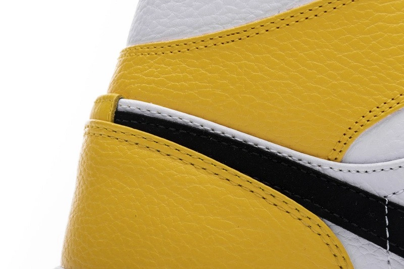 air Jordan 1 Mid SE Lakers  852542-700