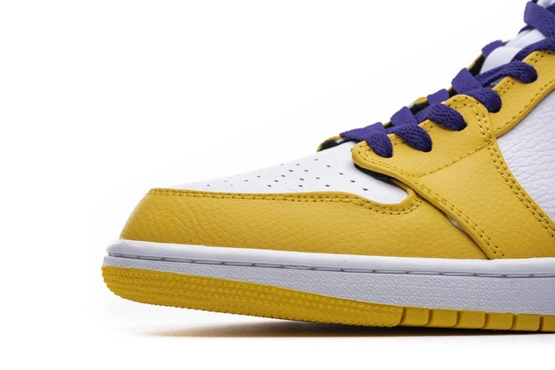 air Jordan 1 Mid SE Lakers  852542-700