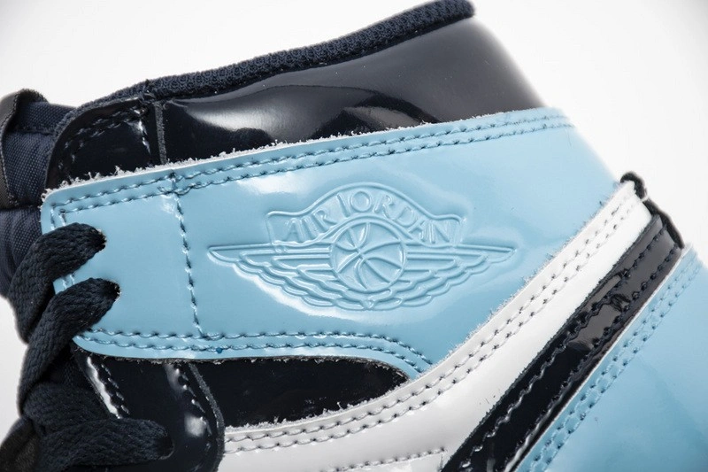 air Jordan 1 Retro High UNC Patent  CD0461-401