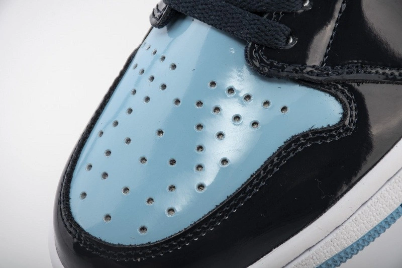 air Jordan 1 Retro High UNC Patent  CD0461-401