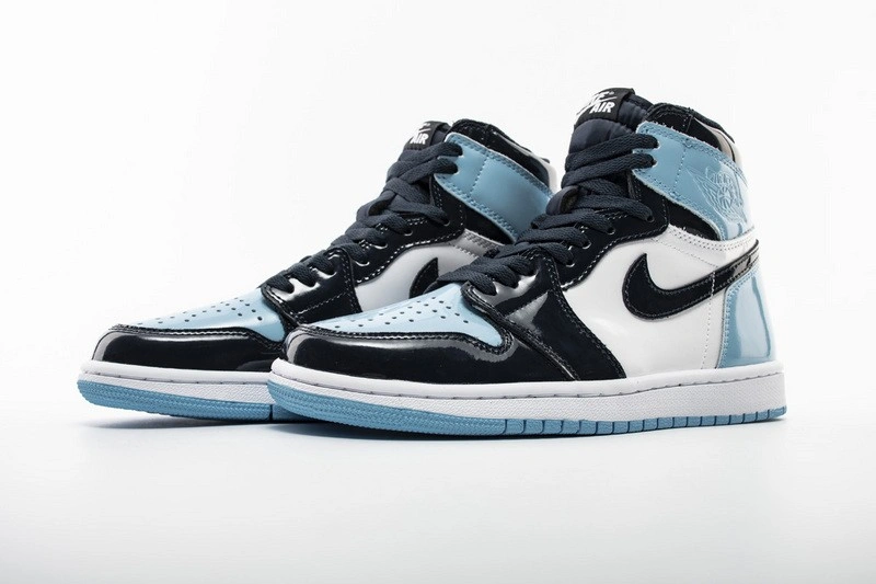 air Jordan 1 Retro High UNC Patent  CD0461-401