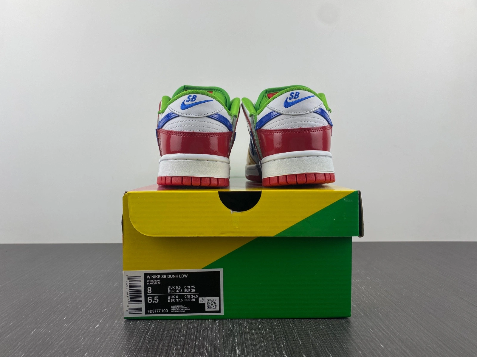 eBay x Nike SB Dunk Low 2022 FD8777-100