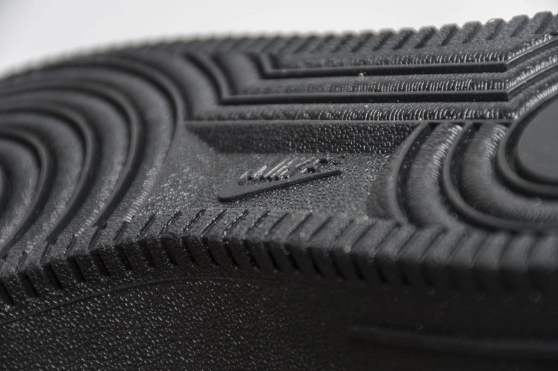 nike Air Force 1 07 Virgil x MoMA black AV5210-001