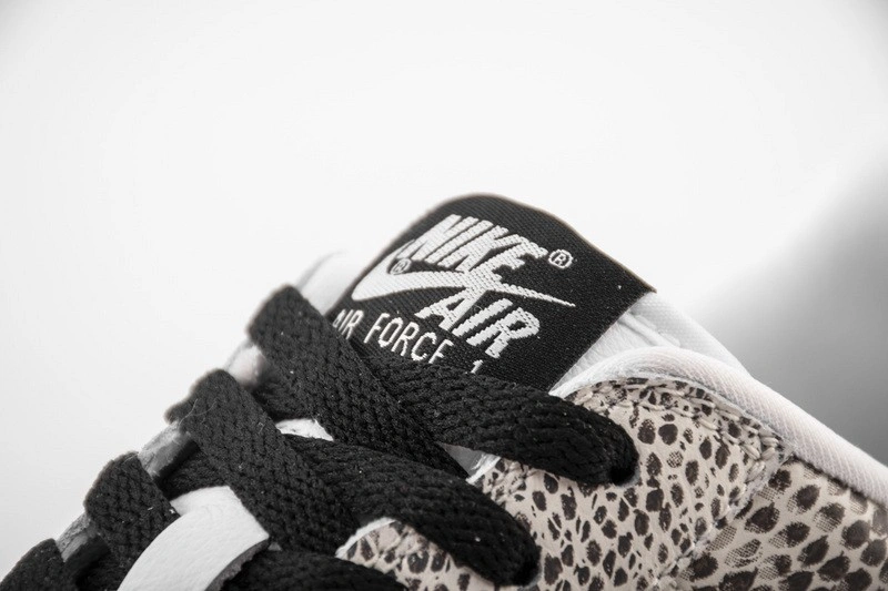 nike Air Force 1 Low Retro Cocoa Snake  845053-104