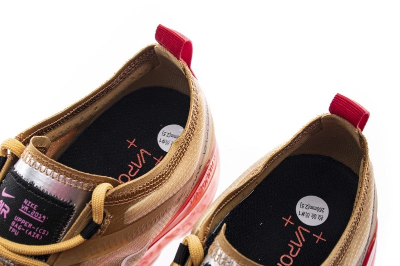 nike Air VaporMax 2019 Club Gold Ember Glow  AR6631-701