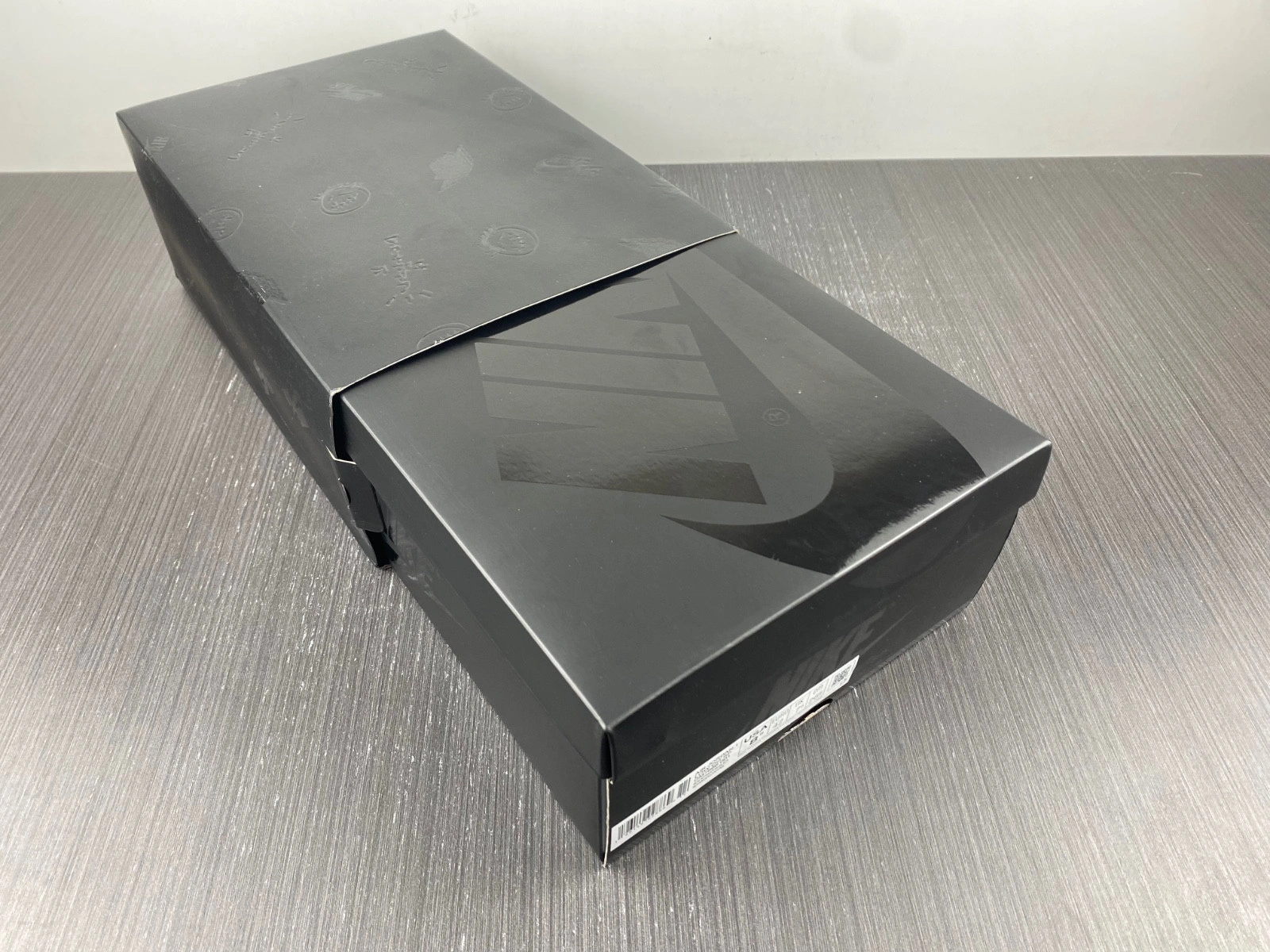 ravis Scott x Air Jordan 1 Low “Black Phantom”  DM7866-001