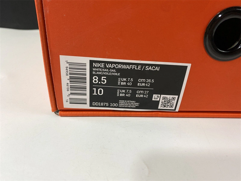 sacai x Nike VaporWaffle 3.0   DD1875-100