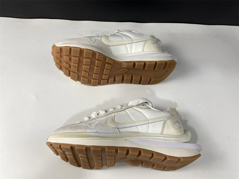 sacai x Nike VaporWaffle 3.0   DD1875-100