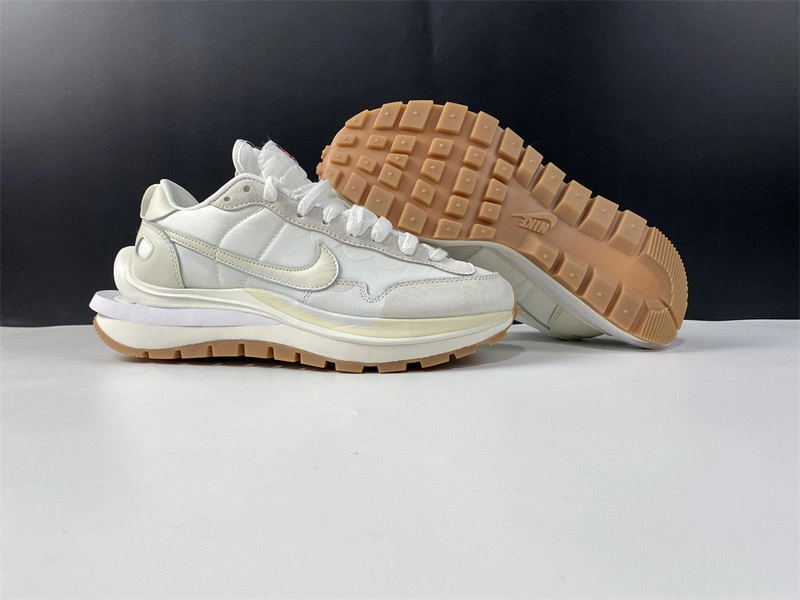 sacai x Nike VaporWaffle 3.0   DD1875-100