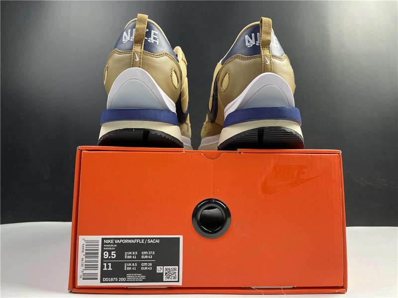 sacai x Nike VaporWaffle 3.0   DD1875-200