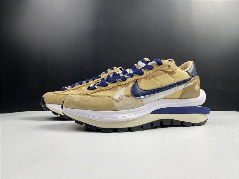 sacai x Nike VaporWaffle 3.0   DD1875-200