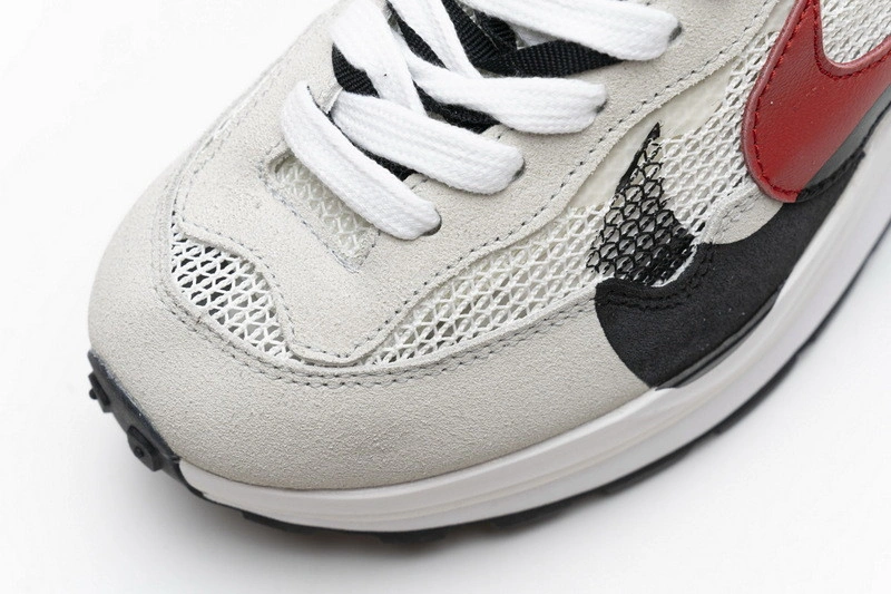 sacai x Nike VaporWaffle 3.0  CV1363-100