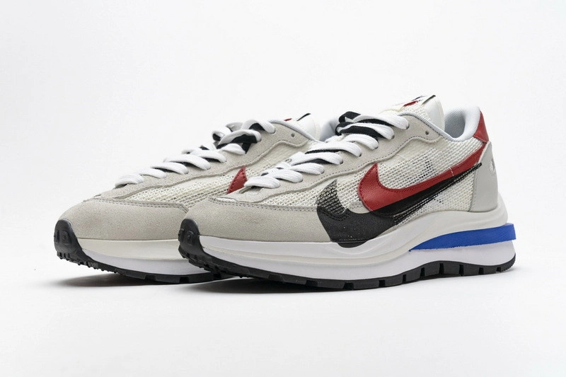 sacai x Nike VaporWaffle 3.0  CV1363-100