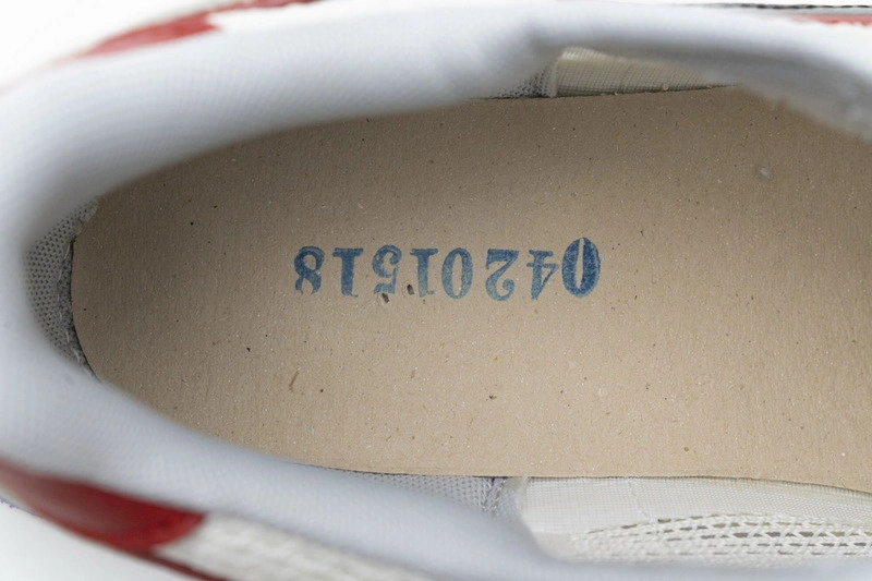sacai x Nike VaporWaffle 3.0  CV1363-100