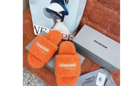 Balenciaga Furry Slide