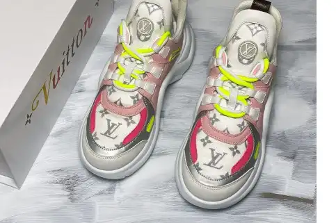 LV ARCHLIGHT SNEAKER