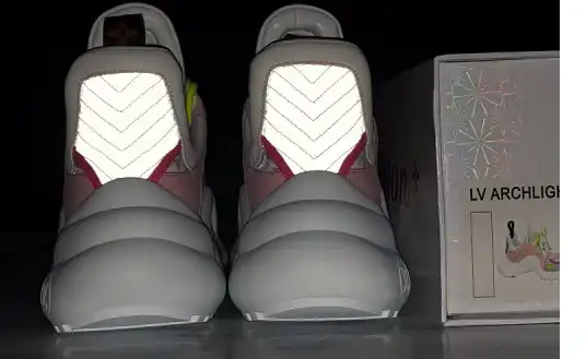 LV ARCHLIGHT SNEAKER